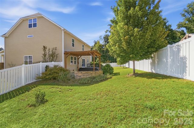 10038 Travertine Trail, Davidson, NC 28036