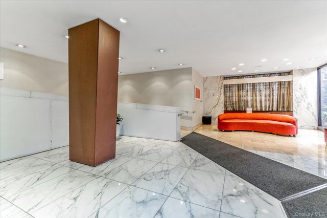 70-20 108th Street 5P, Forest Hills, NY 11375