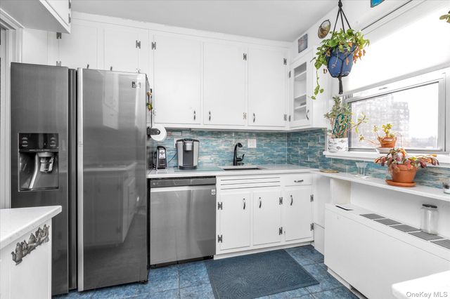 70-20 108th Street 5P, Forest Hills, NY 11375