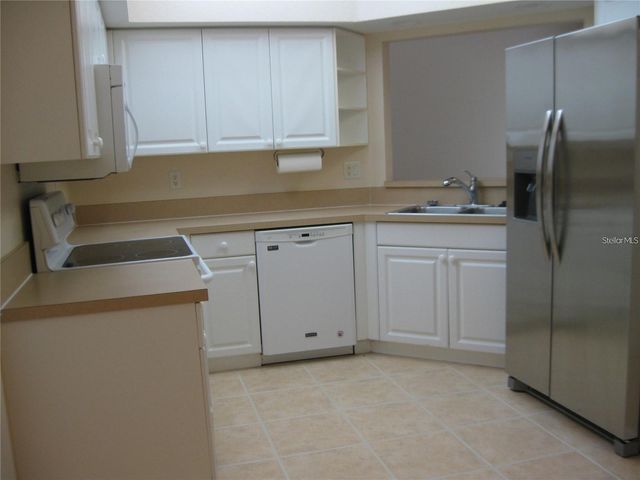 6405 BAY CEDAR LANE 26, Bradenton, FL 34203