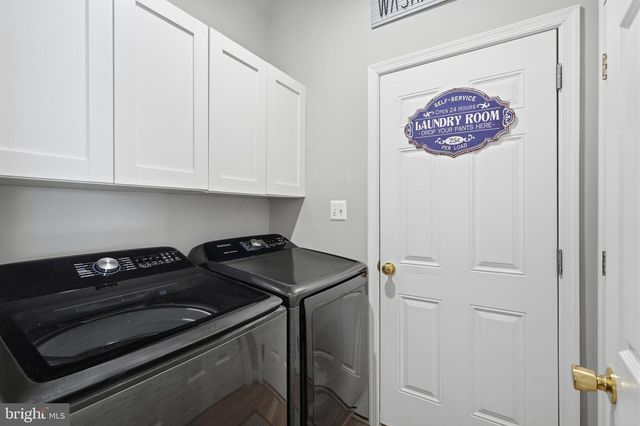 404 AUTUMN CHASE CT, Purcellville, VA 20132