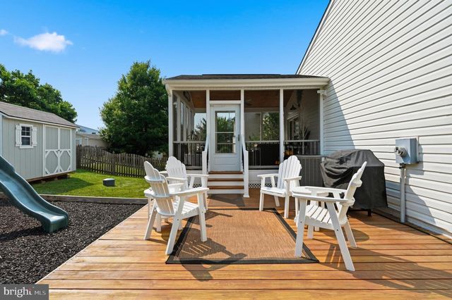 404 AUTUMN CHASE CT, Purcellville, VA 20132