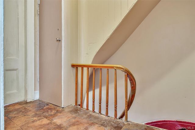 2308 31 Drive, Astoria, NY 11106