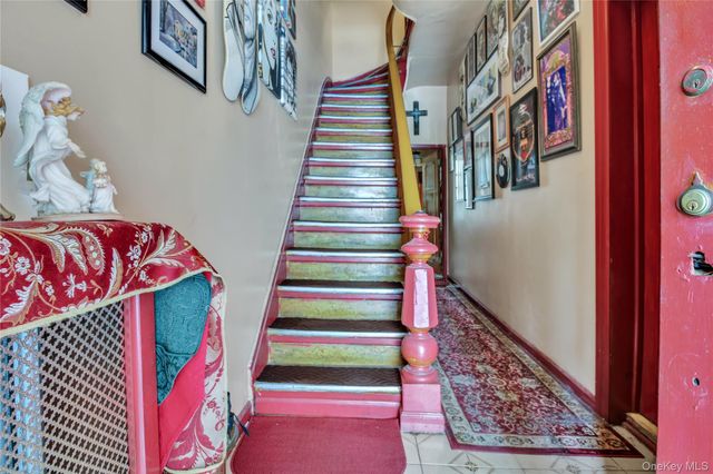 2308 31 Drive, Astoria, NY 11106