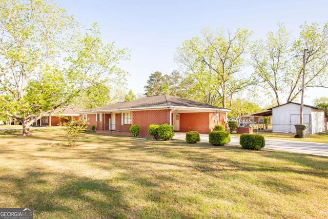 2210 Albany Avenue, Waycross, GA 31503