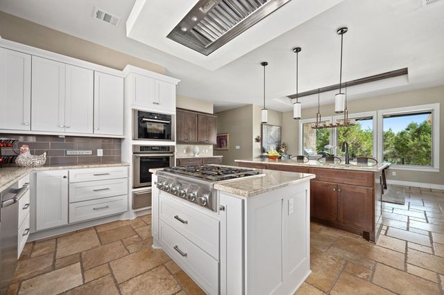 1001 La Cantera, Leander, TX 78641