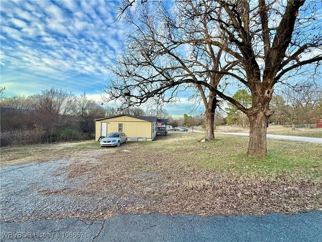 401 Warner Street, Poteau, OK 74953