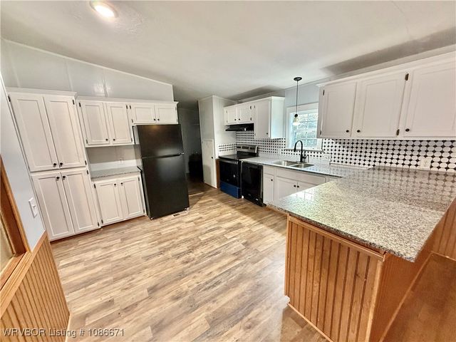 401 Warner Street, Poteau, OK 74953