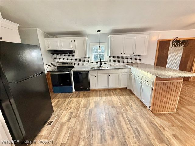 401 Warner Street, Poteau, OK 74953