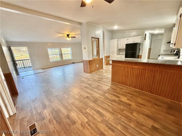 401 Warner Street, Poteau, OK 74953