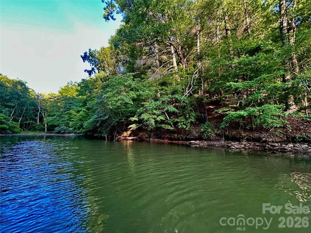 118 Edgewater Court, Granite Falls, NC 28630