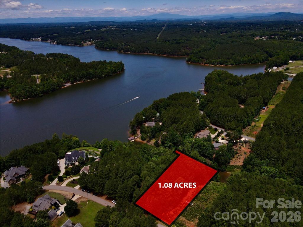 118 Edgewater Court, Granite Falls, NC 28630