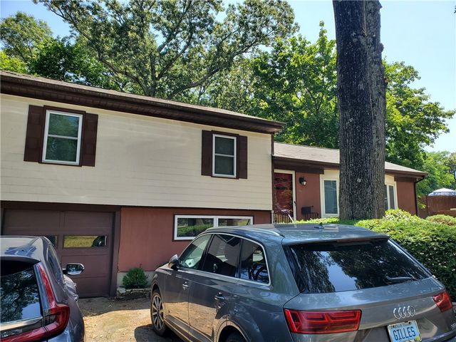180 Diamond Hill Road, Warwick, RI 02886