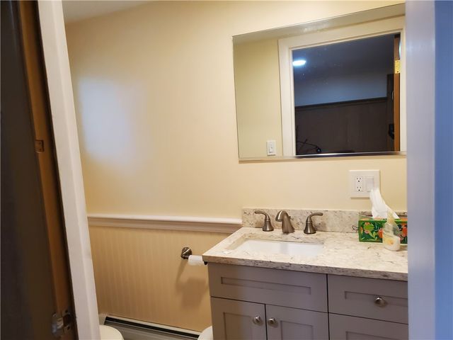 180 Diamond Hill Road, Warwick, RI 02886