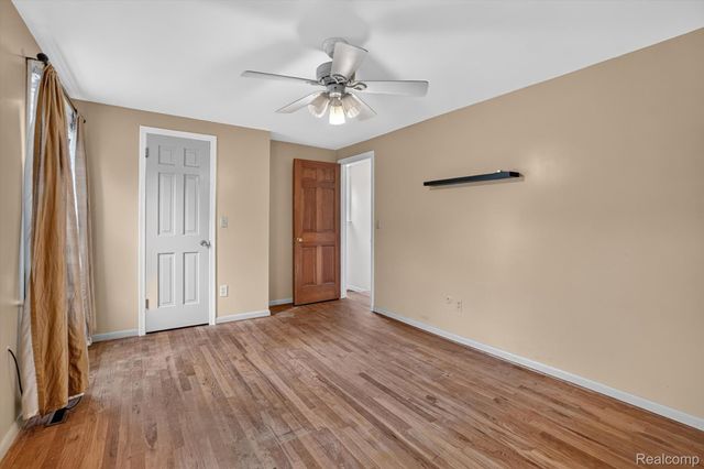 2356 Pineview Court, Flint Charter Township, MI 48433
