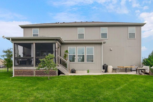 24704 W 76th Street, Shawnee, KS 66227