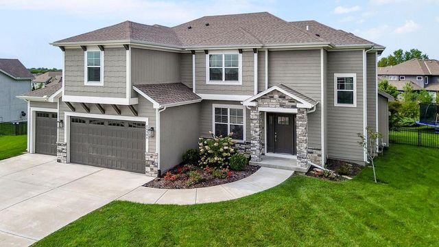 24704 W 76th Street, Shawnee, KS 66227