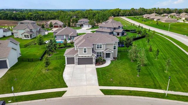 24704 W 76th Street, Shawnee, KS 66227