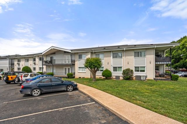 613 Hillsboro Rd Apt B17, Franklin, TN 37064
