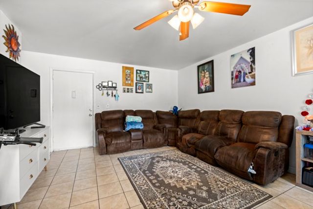 613 Hillsboro Rd Apt B17, Franklin, TN 37064
