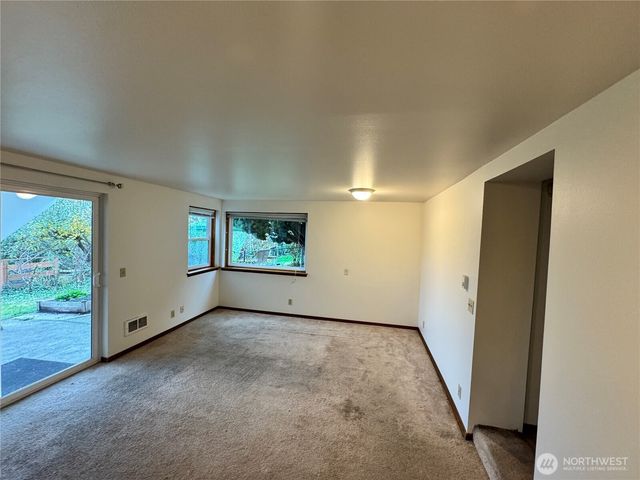 1730 Dexter Avenue N, Seattle, WA 98109
