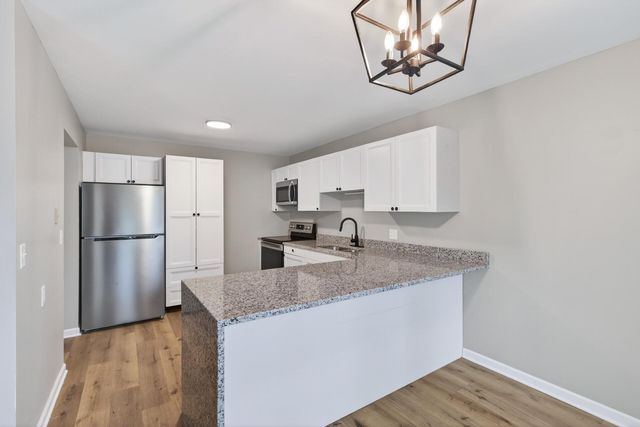 7956 Charles Way, Inver Grove Heights, MN 55076