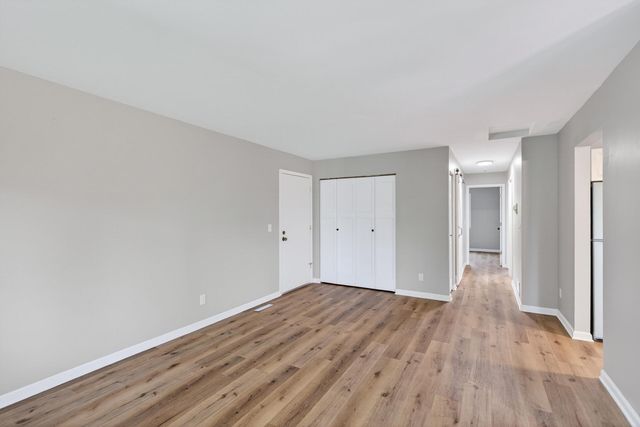 7956 Charles Way, Inver Grove Heights, MN 55076