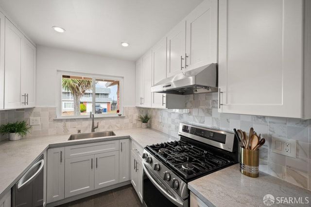 2700 Wexford Avenue, South San Francisco, CA 94080