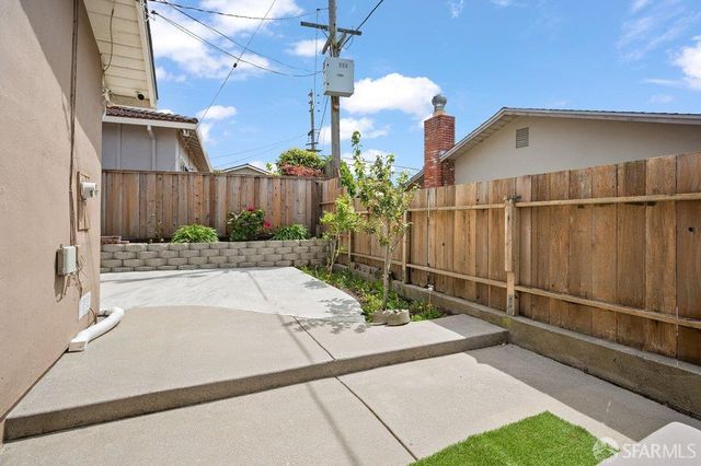 2700 Wexford Avenue, South San Francisco, CA 94080