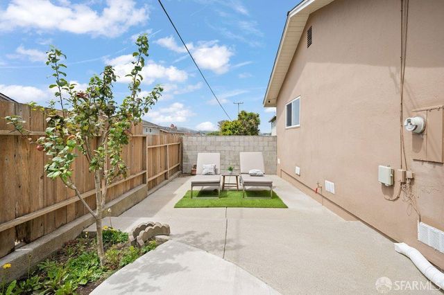 2700 Wexford Avenue, South San Francisco, CA 94080