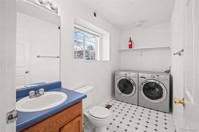 1159 S Waco Street B, Aurora, CO 80017