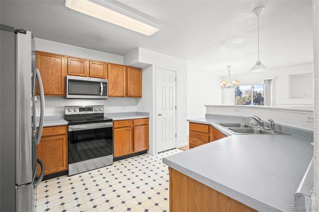 1159 S Waco Street B, Aurora, CO 80017