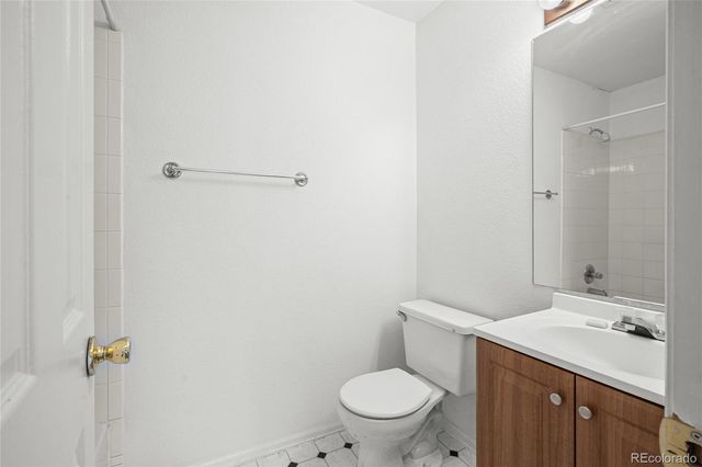 1159 S Waco Street B, Aurora, CO 80017