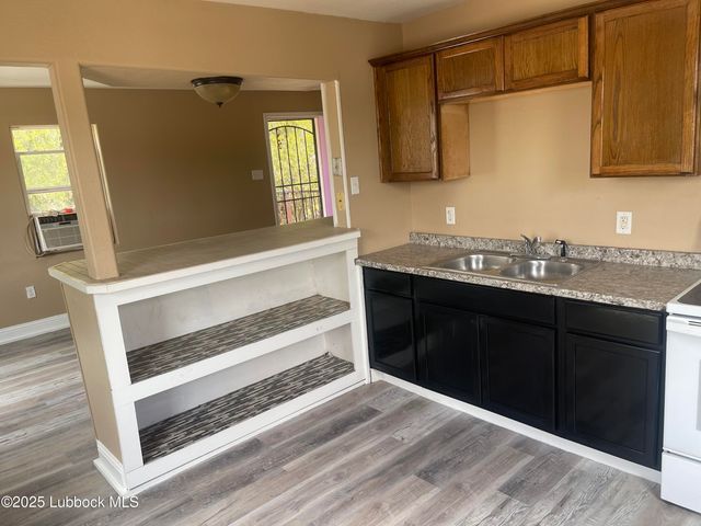 1411 24th Street, Lubbock, TX 79411