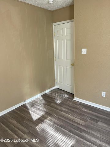 1411 24th Street, Lubbock, TX 79411