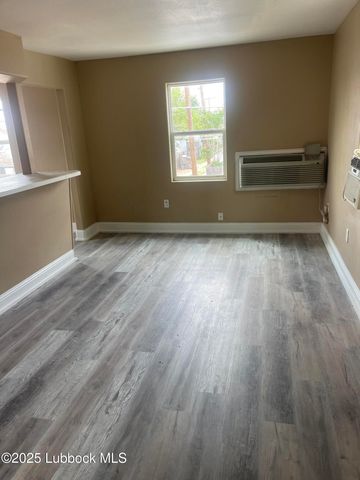 1411 24th Street, Lubbock, TX 79411