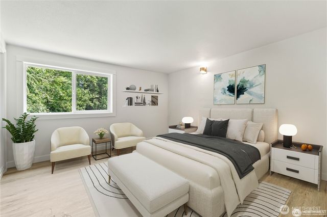 2749 Parkway Drive W, University Place, WA 98466