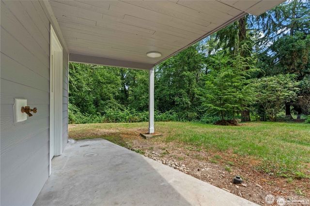 2749 Parkway Drive W, University Place, WA 98466