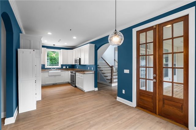 206 Village Way, Pendleton, SC 29670