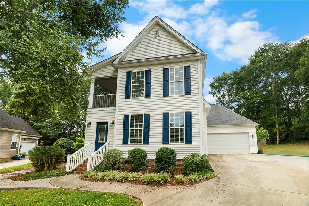 206 Village Way, Pendleton, SC 29670