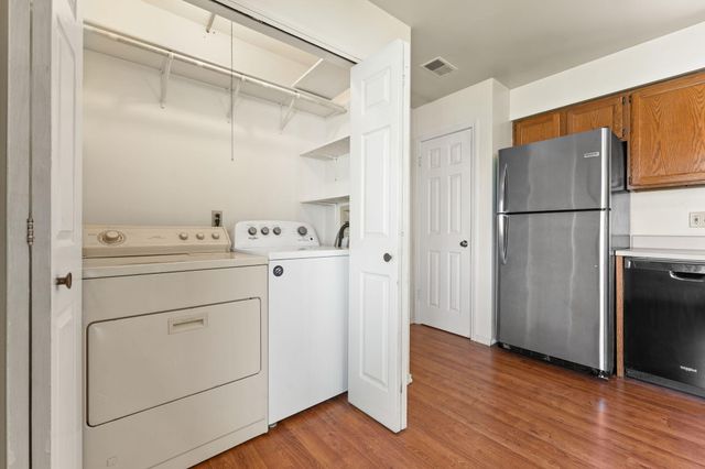 230 Holly Lane, Schererville, IN 46375