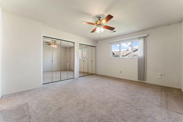 230 Holly Lane, Schererville, IN 46375