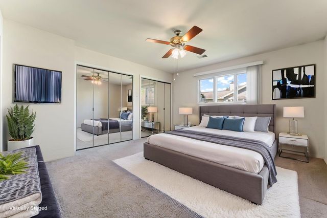 230 Holly Lane, Schererville, IN 46375