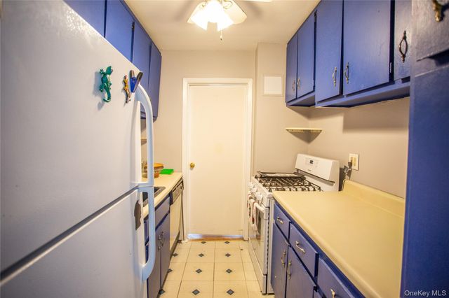 855 E Broadway 6H, Long Beach, NY 11561