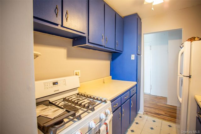 855 E Broadway 6H, Long Beach, NY 11561