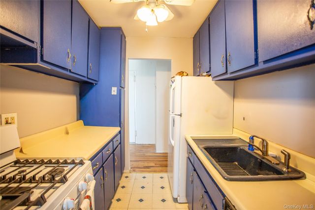 855 E Broadway 6H, Long Beach, NY 11561