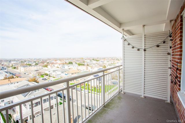 855 E Broadway 6H, Long Beach, NY 11561