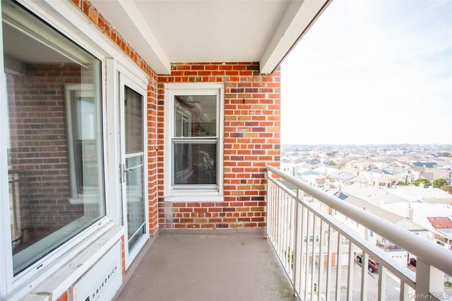 855 E Broadway 6H, Long Beach, NY 11561