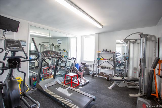 855 E Broadway 6H, Long Beach, NY 11561