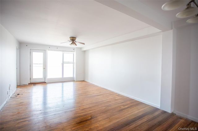 855 E Broadway 6H, Long Beach, NY 11561